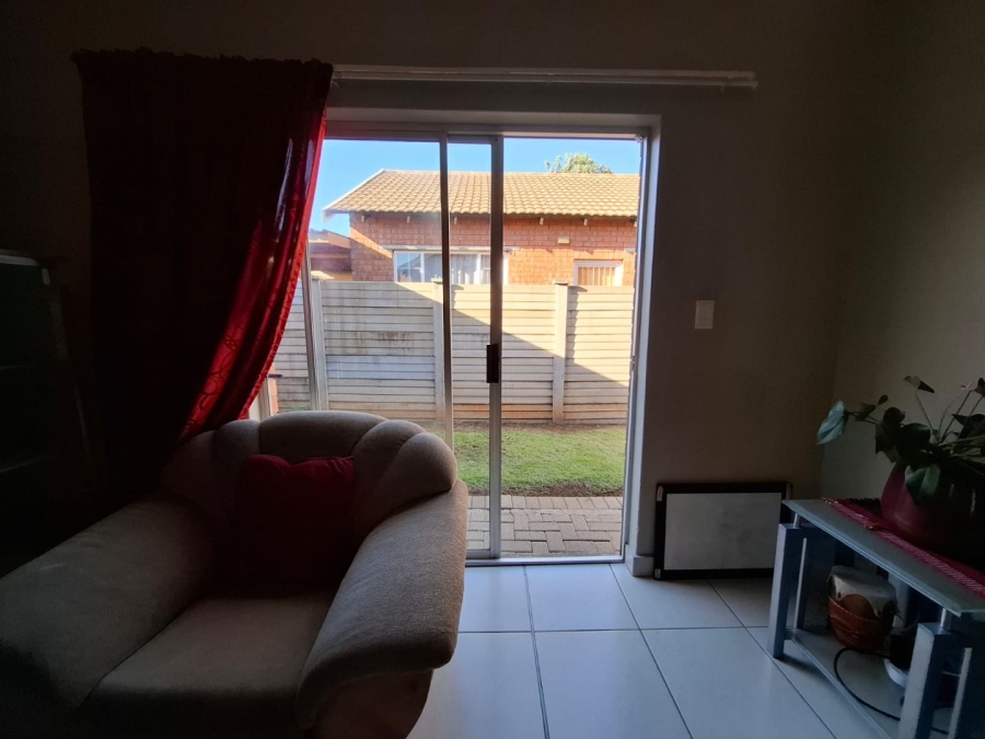 2 Bedroom Property for Sale in Noordhoek Free State